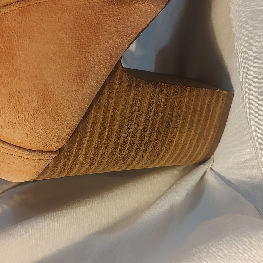 Lucky brand blush suede block heel sandal - Picture 2 of 12
